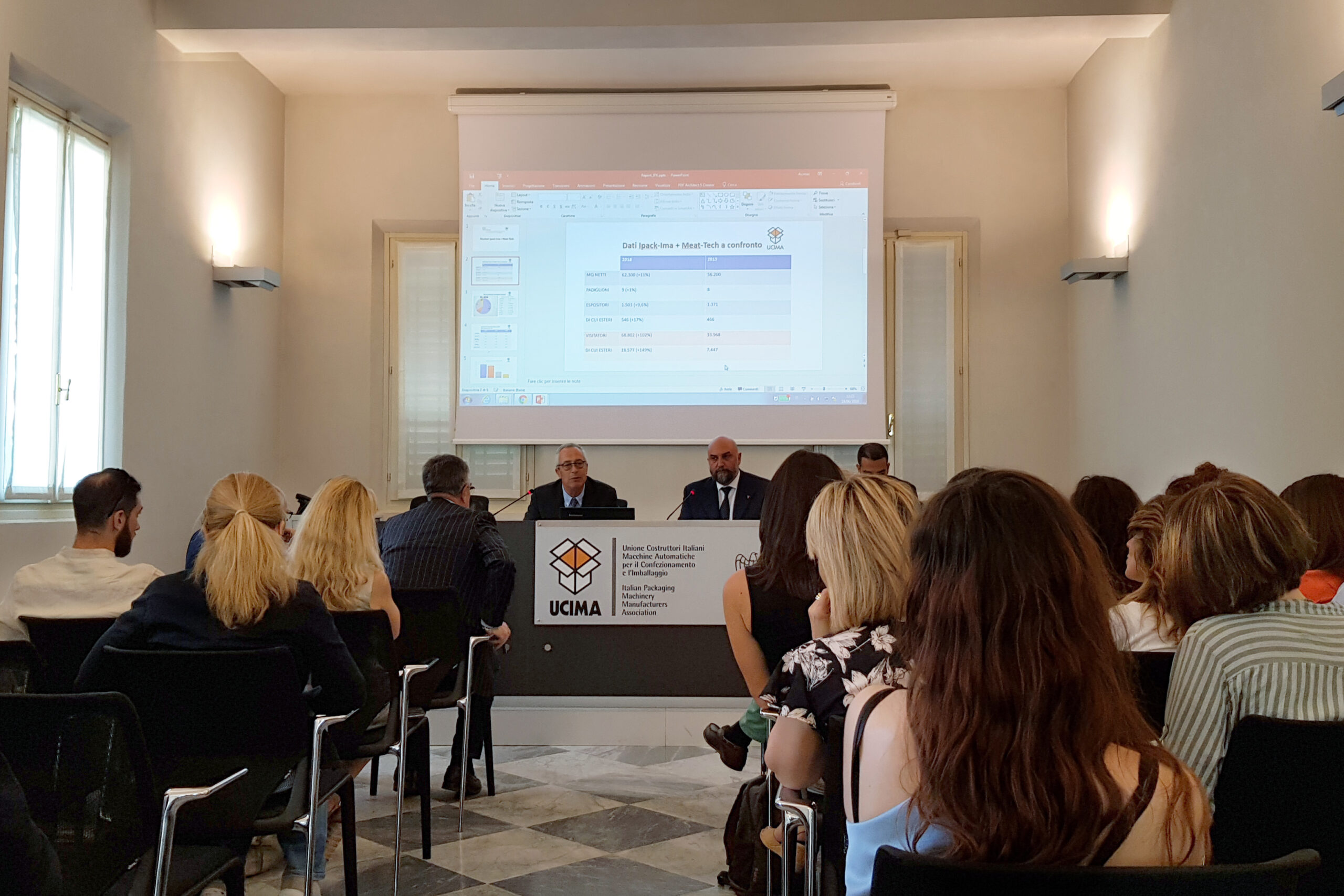 Un momento della conferenza